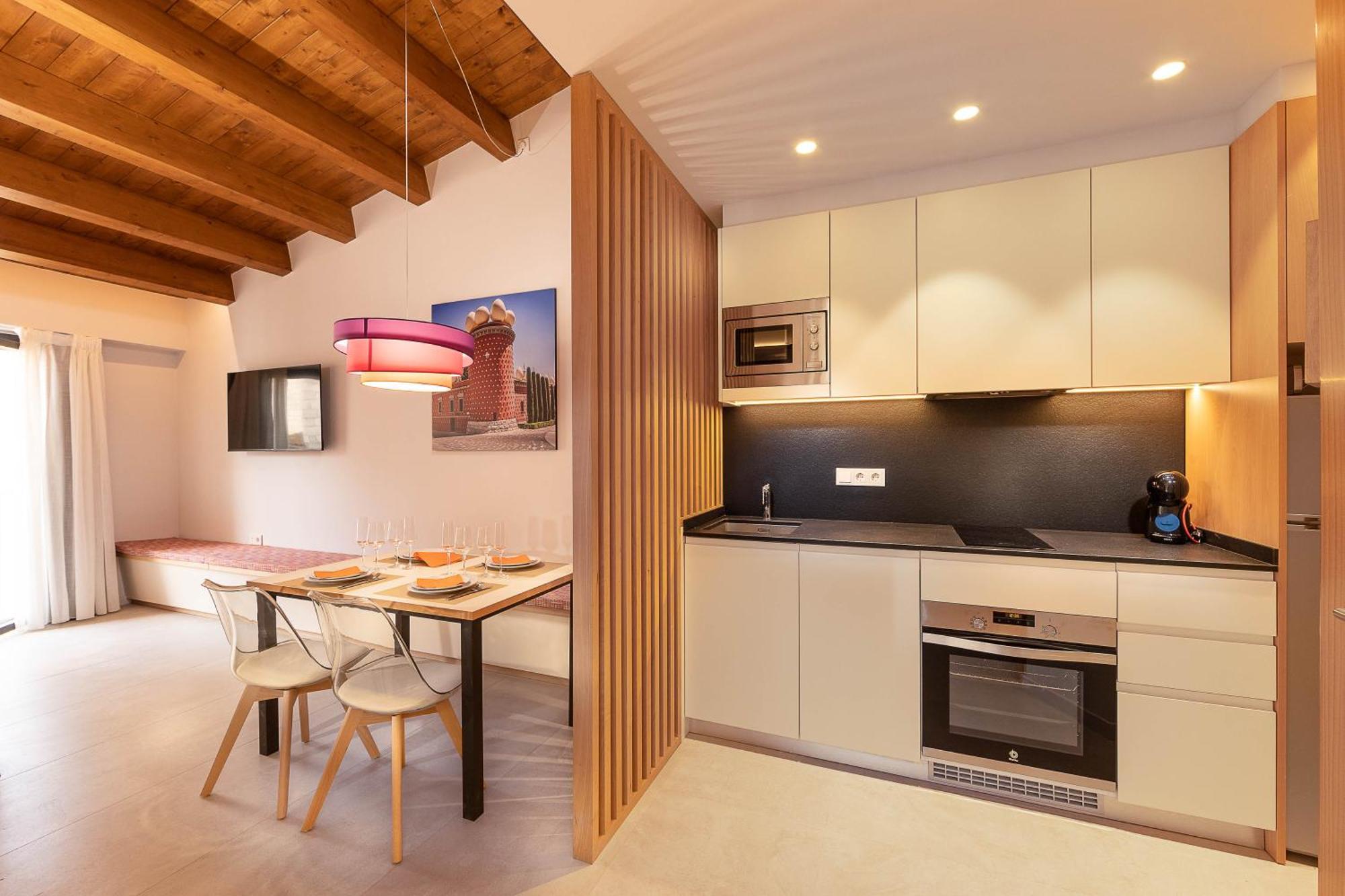 C&C Apartments Фігерас Екстер'єр фото