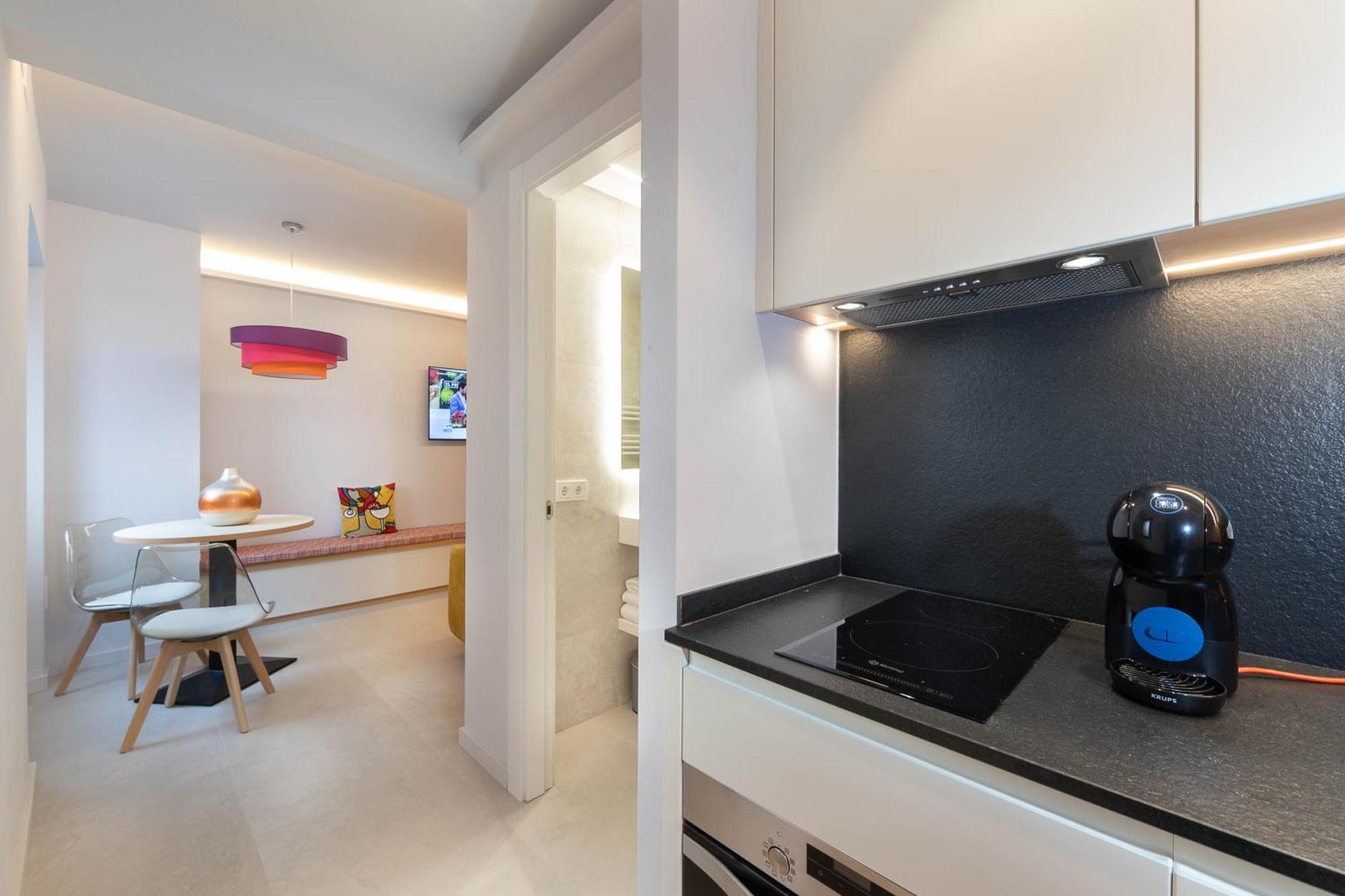 C&C Apartments Фігерас Екстер'єр фото