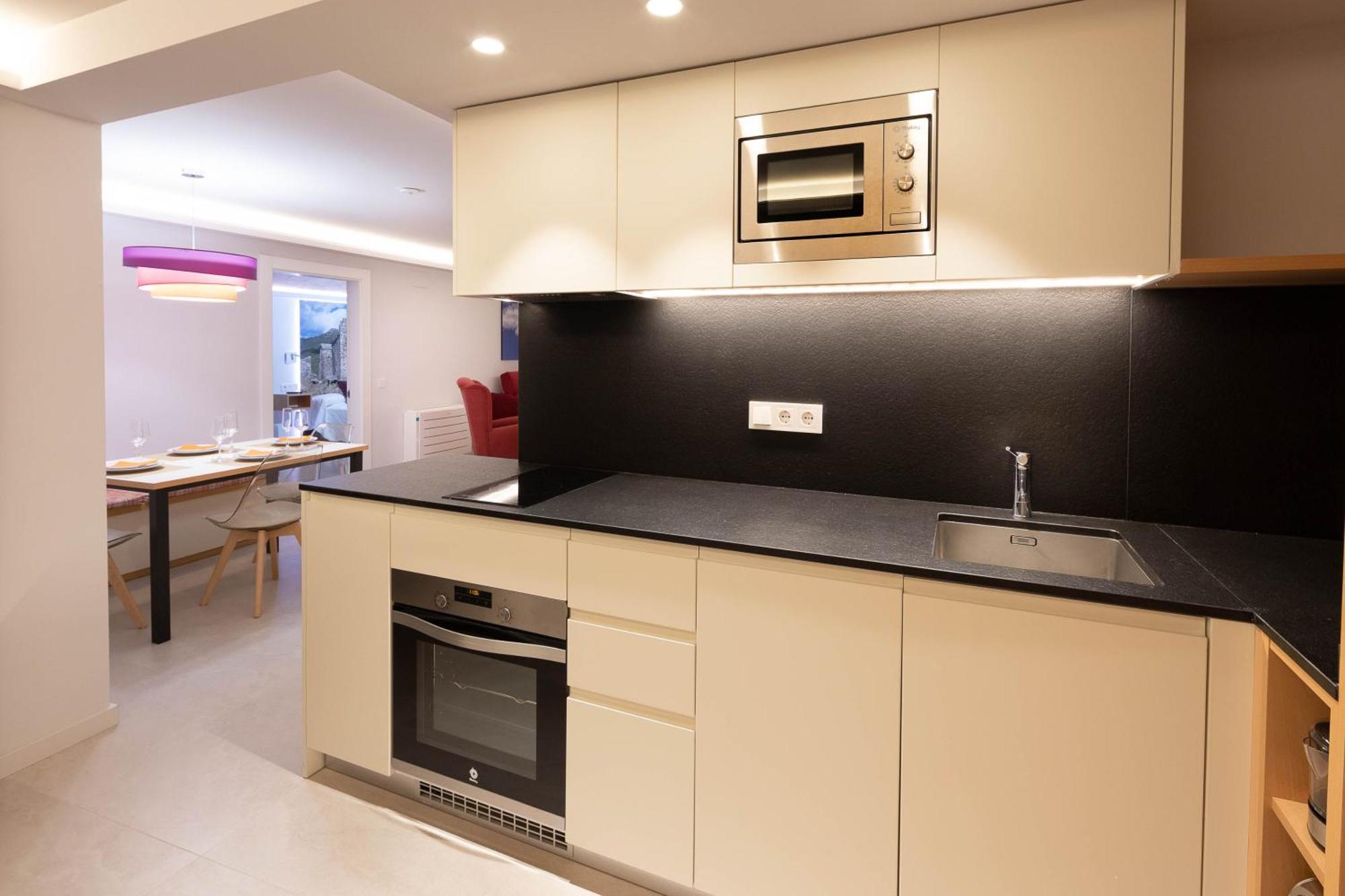 C&C Apartments Фігерас Екстер'єр фото
